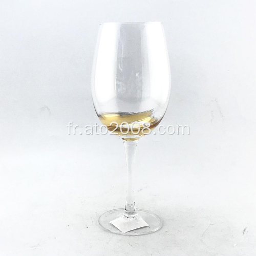 Verres à vin tourbillonnants classiques